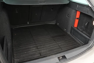 Škoda Octavia Skoda Octavia 1.0 TSI Clever Edition | Stoelverwarming | Carplay | Trekhaak | Half leder | Navigatie | DAB | Climate control | PDC | Cruise control - afbeelding nr 12