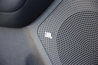 Kia e-Niro Kia e-Niro ExecutiveLine 64 kWh | Stoelverwarming/koeling | Elektrisch verstelb. bestuurdersstoel met geheugen | Draadloze telefoonlader | - afbeelding nr 25