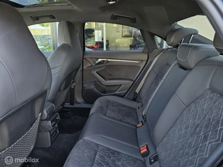 Audi A3 Audi A3 Limousine 35 TFSI S edition Panorama/Keyless/RS Seats/Matrix/S-line - afbeelding nr 4
