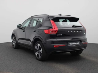 Volvo XC40 Volvo XC40 Recharge Core | Navigatie | Climate Control | Camera | LED Verlichting - afbeelding nr 2