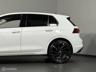Volkswagen Golf Volkswagen Golf 1.5 eTSI DSG Life Business| CARPLAY | CRUISE - afbeelding nr 43