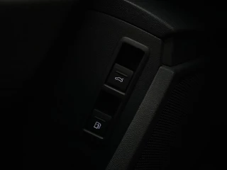 Audi A3 Audi A3 Sportback 40 TFSI e Edition Navigatie Stoelverwarming Side assist Elek. kofferklep Carplay - afbeelding nr 18