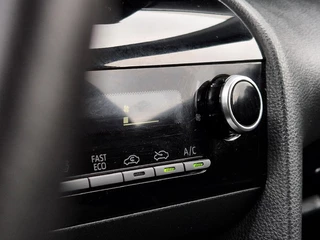 Toyota Yaris Cross Toyota Yaris Cross 1.5 Hybrid Automaat Dynamic | Navigatie | Cruise | Stoelverwarmi - afbeelding nr 18