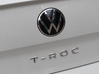 Volkswagen T-Roc Volkswagen T-Roc 1.5 TSI 150pk DSG-aut. LIFE BNS / Navi / Trekhaak afn.baar / Stoelverw. / FABRIEKS garantie - afbeelding nr 21