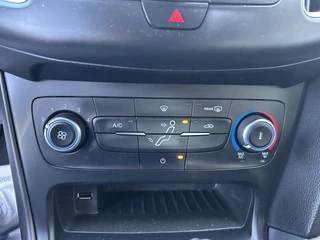 Ford Focus navigatie/camera airco/ecc apk - afbeelding nr 10