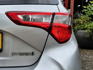 Toyota Yaris Toyota Yaris 1.5 Hybrid Automaat Design Sport | Stoelverwarming - afbeelding nr 24