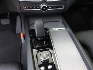Volvo XC60 Volvo XC60 T6 AWD Plus Dark | Trekhaak | Panoramadak | 360° Camera | - afbeelding nr 19