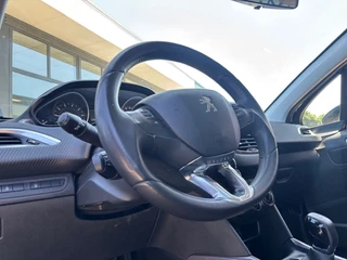 Peugeot 2008 Peugeot 2008 1.2 PURETECH ACTIVE NAVI PDC PANORAMA LMV - afbeelding nr 2