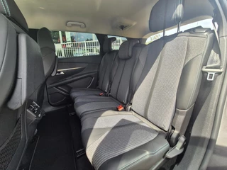 Peugeot 5008 Peugeot 5008 1.2 PureTech Blue Lease Allure 7-Persoons AUTOMAAT | NAVI | CLIMA | PDC | 18