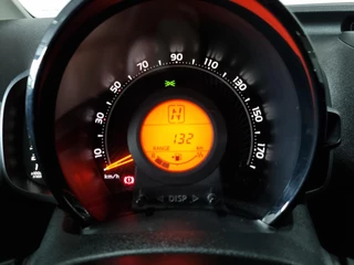 Toyota Aygo Toyota Aygo 1.0 VVT-i x-play / Automaat / Apple Carplay/Android-Auto / Airco - afbeelding nr 54