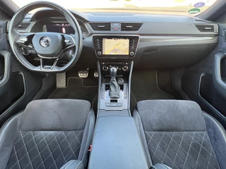 Škoda Superb Navigatie ACC DAB Sportstoelen Elek. Stoel Matrix Beam Stoelverwarming Getint Glas Camera Carplay NL Auto - afbeelding nr 9