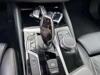 BMW 5 Serie BMW 5 Serie Touring 530i High Exe 2018 NL Auto 1E Eigenaar - afbeelding nr 14