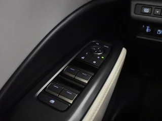 Lexus LBX Lexus LBX Elegant | Leder interieur | Electr. Achterklep | Parkeersensoren - afbeelding nr 21