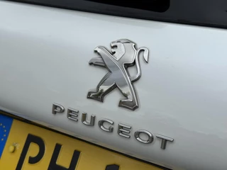 Peugeot 2008 Peugeot 2008 1.2 PureTech Blue Lion Pano,Navi,Pdc,110pk,Airco,Cruise,Lm velgen,4 Nieuwe Banden,Apk tot 07-2026 - afbeelding nr 34