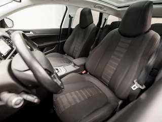 Peugeot 308 Automaat (PANORAMADAK, NAVIGATIE, LED KOPLAMPEN, CLIMATE, SPORTSTOELEN, GETINT GLAS, PARKEERSENSOREN, NIEUWE APK, NIEUWSTAAT) - afbeelding nr 14