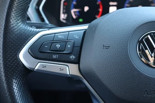 Volkswagen T-Cross Volkswagen T-Cross 1.0 TSI Style R-Line NL-Auto!! Led verlichting I Adap. cruise - afbeelding nr 25