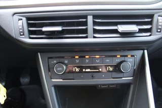 Volkswagen Polo Volkswagen Polo 1.0 TSI Comfortline Executive-pakket - afbeelding nr 17