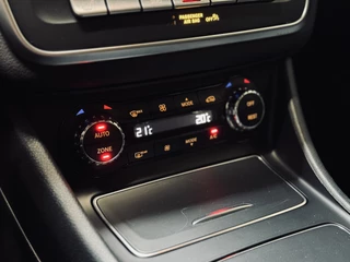 Mercedes-Benz GLA Mercedes-Benz GLA 180 AMG Line | Panorama | NAP | BTW - afbeelding nr 22