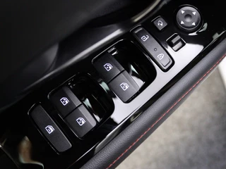 Hyundai Tucson Hyundai Tucson 1.6 T-GDI PHEV N-Line | Side-skirts | Navigatie | Carplay | - afbeelding nr 23