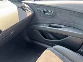 SEAT Leon SEAT Leon 2.0 TSI CUPRA AUT. 290PK NAVI CAMERA CARPLAY DIGITAL-COCKPIT AIRCO LMV PDC - afbeelding nr 17
