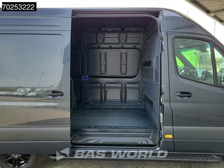 Mercedes-Benz Sprinter Mercedes Sprinter 319 CDI Automaat L2H2 Black Edition model 2025 Camera MBUX LED Airco Cruise 10m3 Airco Cruise control - afbeelding nr 8
