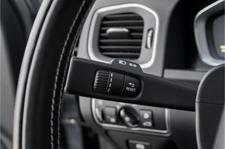 Volvo V60 R-Design Schuifdak Leder Trekhaak - afbeelding nr 37