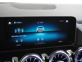 Mercedes-Benz GLA Mercedes-Benz GLA 200 AMG // Camera // Sfeerverlichting // Night Pakket // Augmented Reality // Carplay // 19