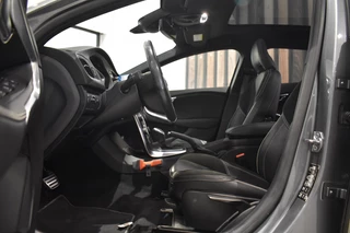 Volvo V40 Volvo V40 T3 153pk Polar+ Sport | Panodak | Camera | Keyless | Styling Kit - afbeelding nr 17