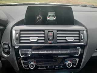 BMW 1 Serie BMW 1 Serie 118i 1.5 136pk Airco Cruise-control Navigatie Bluetooth - afbeelding nr 10