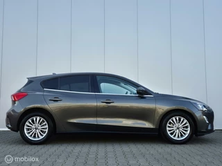 Ford Focus FORD FOCUS 1.0 ECOBOOST HYBRID TITANIUM/KEYLESS/CAMERA/LED/STOEL-STUURVERWARMING/CLIMATE - afbeelding nr 6