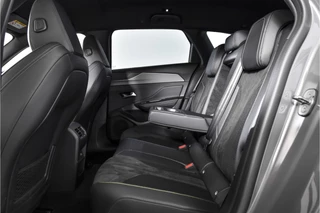 Peugeot 308 Peugeot 308 SW 1.2 PureTech 130 PK GT - Automaat | Dig. Cockpit | Adapt. Cruise | Stoel+-Stuurverw. | PDC | Camera | NAV + App. Connect | ECC | LM 17