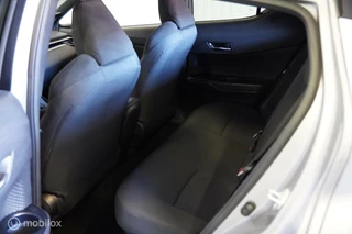 Toyota C-HR Toyota C-HR 1.8 Hybrid Style Ultimate, 28.885 KM!! - afbeelding nr 26