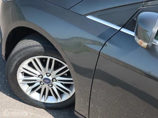 Ford Focus Ford Focus Wagon 125 PK H6 Chroom Trekhaak Lichtmetalen Velgen Parkeersensor - afbeelding nr 34