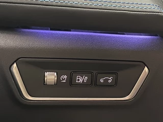 Lynk & Co 01 Lynk & Co 01 [ PLUG IN I 360 CAMERA I NAVI I CARPLAY I PANORAMADAK ] - afbeelding nr 29