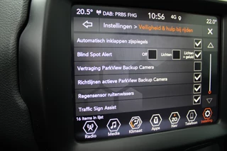 Jeep Renegade | Panoramadak | Winterpakket | Led | Camera | Parkeer assistent - afbeelding nr 29