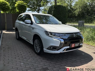 Mitsubishi Outlander Mitsubishi Outlander 2.4 PHEV Pure+ Afn.trekhaak + Winterset - afbeelding nr 3