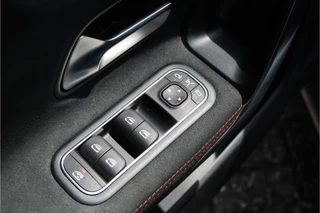 Mercedes-Benz CLA Mercedes-Benz CLA Shooting Brake 180 AMG Night | Sfeer | Camera | Trekhaak - afbeelding nr 12