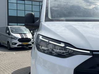 Ford Transit Custom Ford Transit Custom 280 2.0 TDCI L1H1 Trend 136pk | Koelauto | Koelwagen | Koel | BPM vrij | Koeling Temperatuur  tot -20 graden bij max 30 graden buitentemperatuur | Stoelverwarming | Koelunit type Z120 merk Zanotti onderdeel Daikin | Camera - afbeelding nr 4
