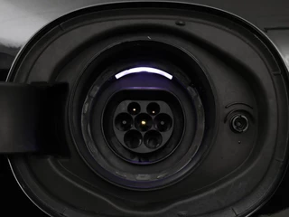 Volvo V90 Volvo V90 2.0 T8 AWD R-Design | Panoramadak | Head-Up | Trekhaak | Stoel & stuurverwarming | Leder | 360 camera | Luchtvering | Harman/Kardon | Adaptive cruise | Achterbankverwarming - afbeelding nr 27