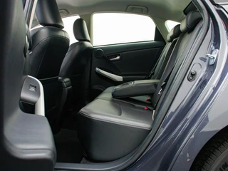 Toyota Prius Toyota Prius 1.8 Plug-in Executive Business | Leder | Navigatie | Camera - afbeelding nr 16