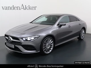 Mercedes-Benz CLA 250e AMG // Keyless Entry // Sfeerverlichting // Camera // 19" AMG Velgen // Apple Carplay // Android Auto // Privacy Glas