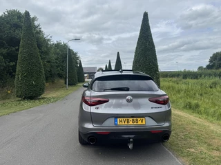 Alfa Romeo Stelvio Alfa Romeo Stelvio 2.0t Q4 Veloce 280pk, pano, 20 inch! - afbeelding nr 6