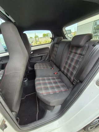 Volkswagen up! Volkswagen Up! 1.0 TSI GTI 116PK/Pano/Cruise/Clima/Sfeer/ - afbeelding nr 28