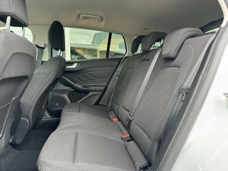 Ford Focus Ford Focus Wagon 1.5 EcoBlue Titanium Business|Cruise control|Airco|Trekhaak|Navi| - afbeelding nr 11
