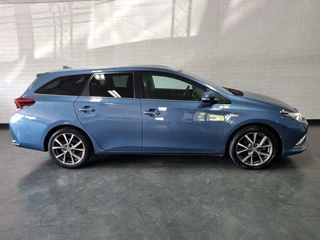 Toyota Auris Toyota Auris 1.8 Hybrid Touring Sports Executive / Pano - afbeelding nr 6