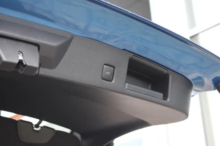 Ford Kuga Ford Kuga 2.5 PHEV Active X Driver Assistance Pack | Panoramadak | Winter Pack | Wegklapbare trekhaak | 19 inch lichtmetalen velgen | Adaptieve Matrix LED koplampen met Coast to Coast |  Reservewiel | - afbeelding nr 42