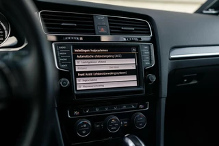 Volkswagen Golf Volkswagen Golf 2.0 TSI R 4Motion Pano Dsg DCC Dynaudio - afbeelding nr 39
