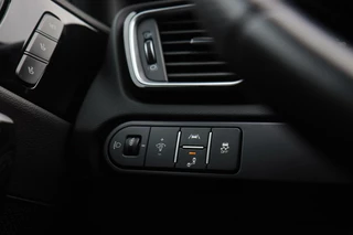 Kia Ceed Kia Ceed 1.6 T-GDi GT 204PK /PANODAK/MEMORY/VIRTUAL/STOEL+STUURVERW./CARPLAY/JBL/CAMERA! - afbeelding nr 23