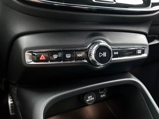 Volvo XC40 Volvo XC40 1.5 T4 Recharge R-Design | Harman\Kardon | - afbeelding nr 18