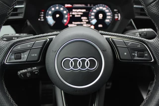 Audi A3 Audi A3 Sportback 30 TFSI S edition 32.429 km! / Virtual Cockpit / Apple CarPlay / Full LED / 17'' / Navigatie / Half leder / Parkeerhulp achter / ACC - afbeelding nr 28